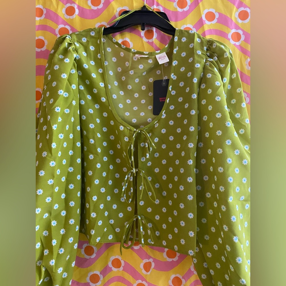 Levi’s Green Floral Blouse NWT